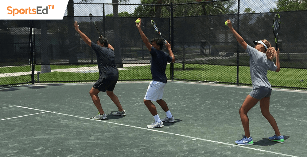 How Many Private Tennis Lessons Should a Junior Player Take a Week?