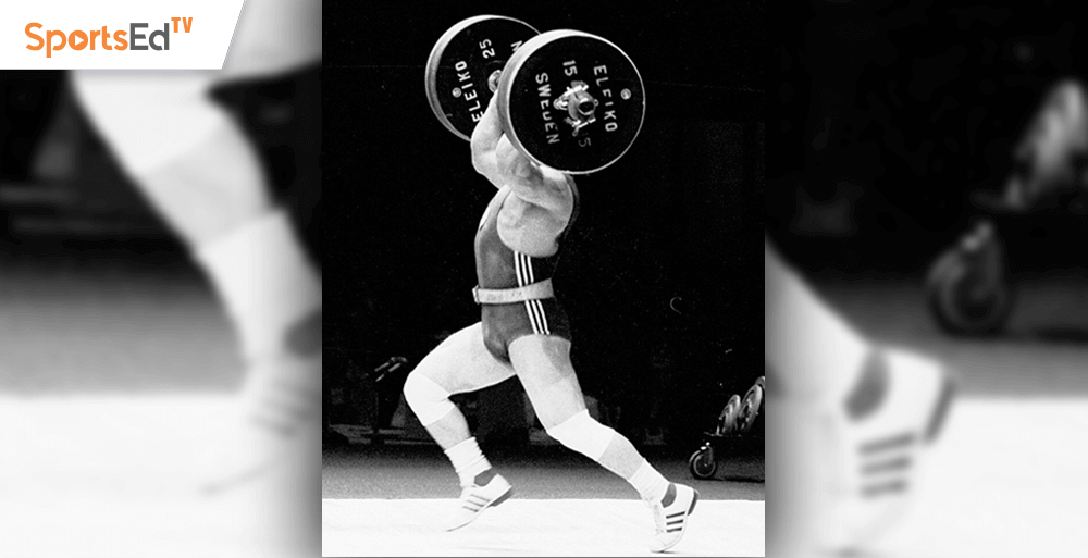 Split Jerk Footwork Details: Which Foot Lands First?